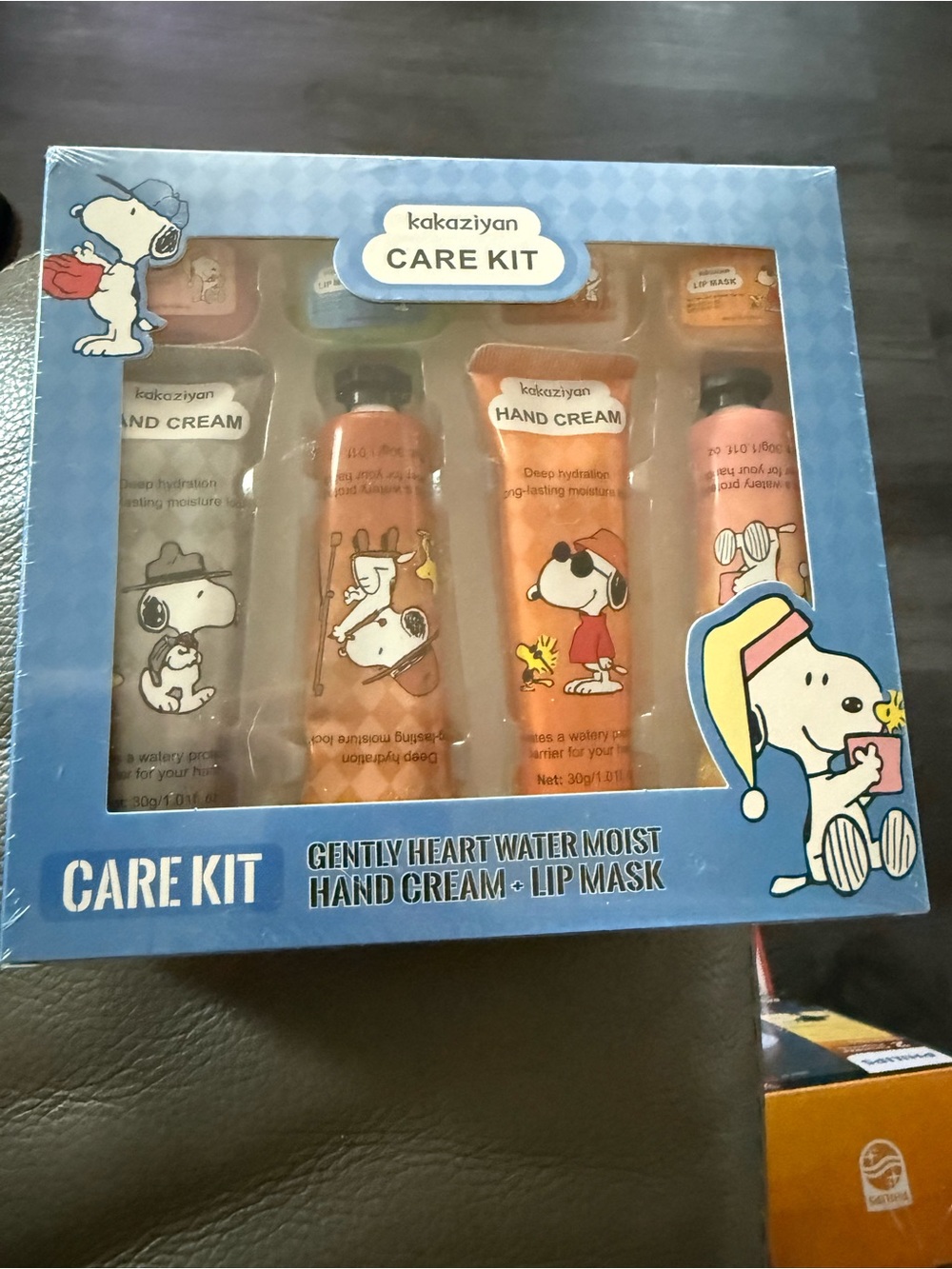Snoopy Care Kit - Pink & Orange Hand Cream Set with Lip Mask - Picture 2 of 3